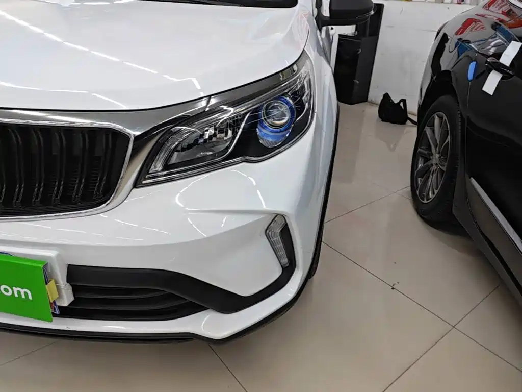 Geely Vision X3 — фото 24