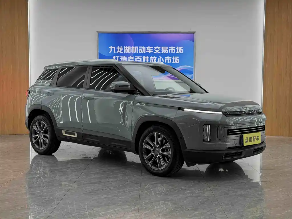 Geely Icon — фото 3