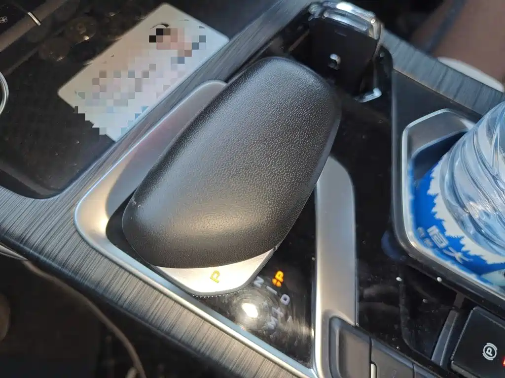 Geely Xingyue — фото 10