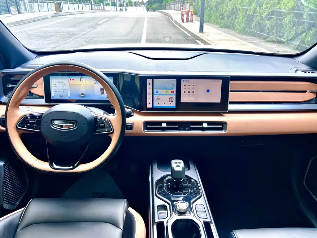 Geely Icon — фото 11