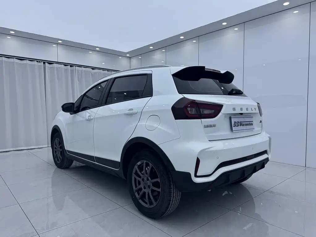 Geely Vision X3 — фото 4