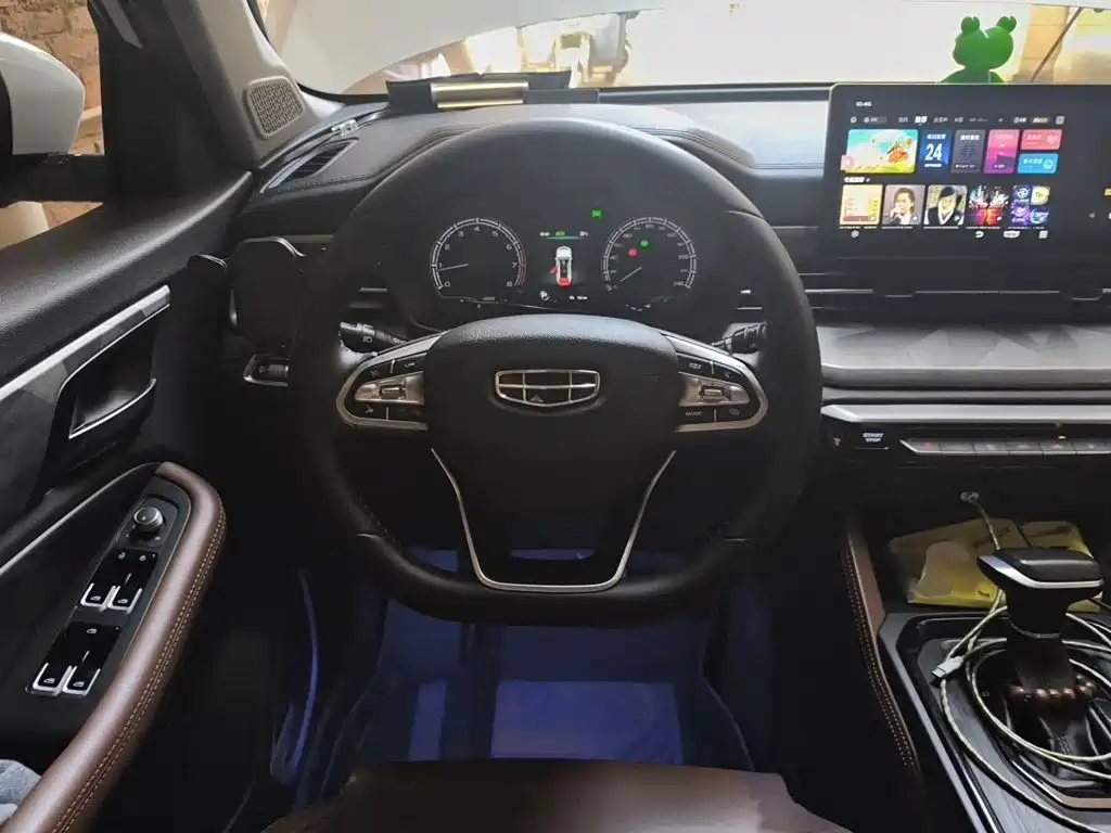 Geely Vision X6 — фото 3