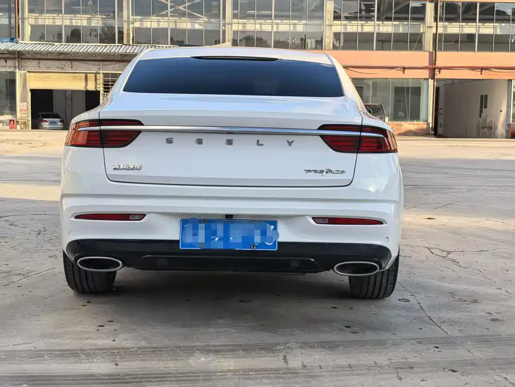 Geely Preface — фото 13