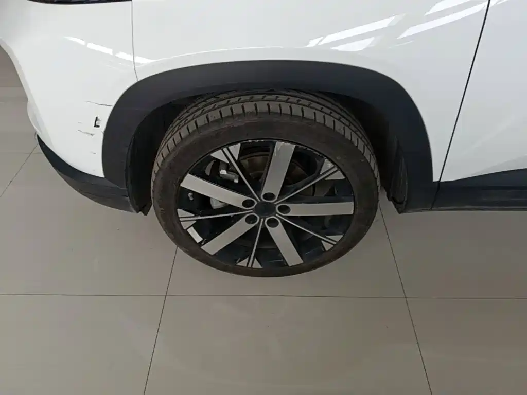 Geely Icon — фото 23
