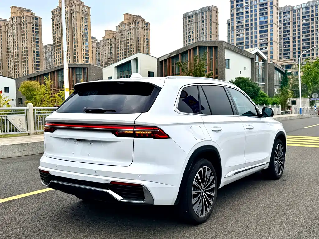 Geely Xingyue L — фото 6