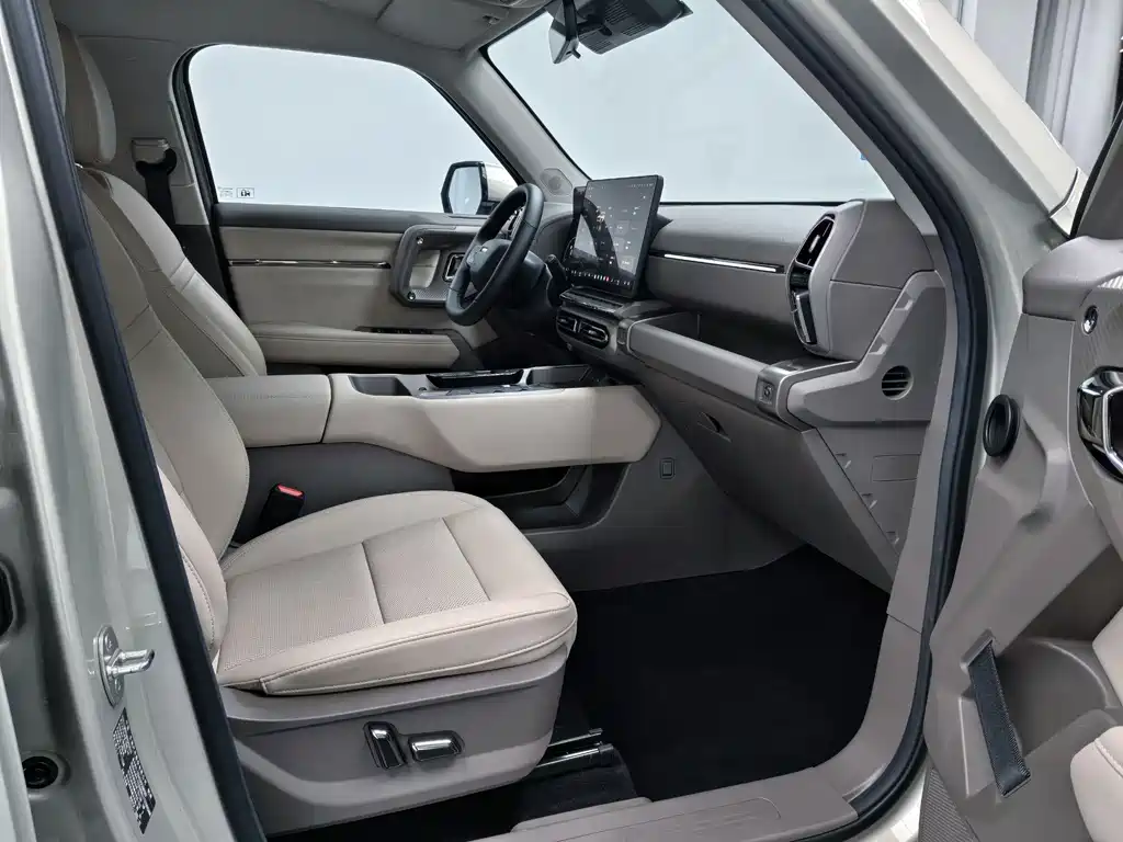 Haval Big Dog PLUS New Energy — фото 7