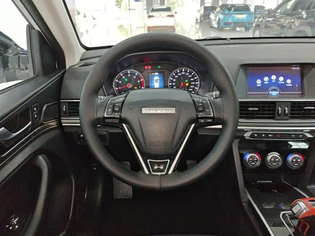 Haval H6 — фото 11