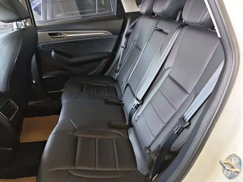 Haval F7 — фото 13
