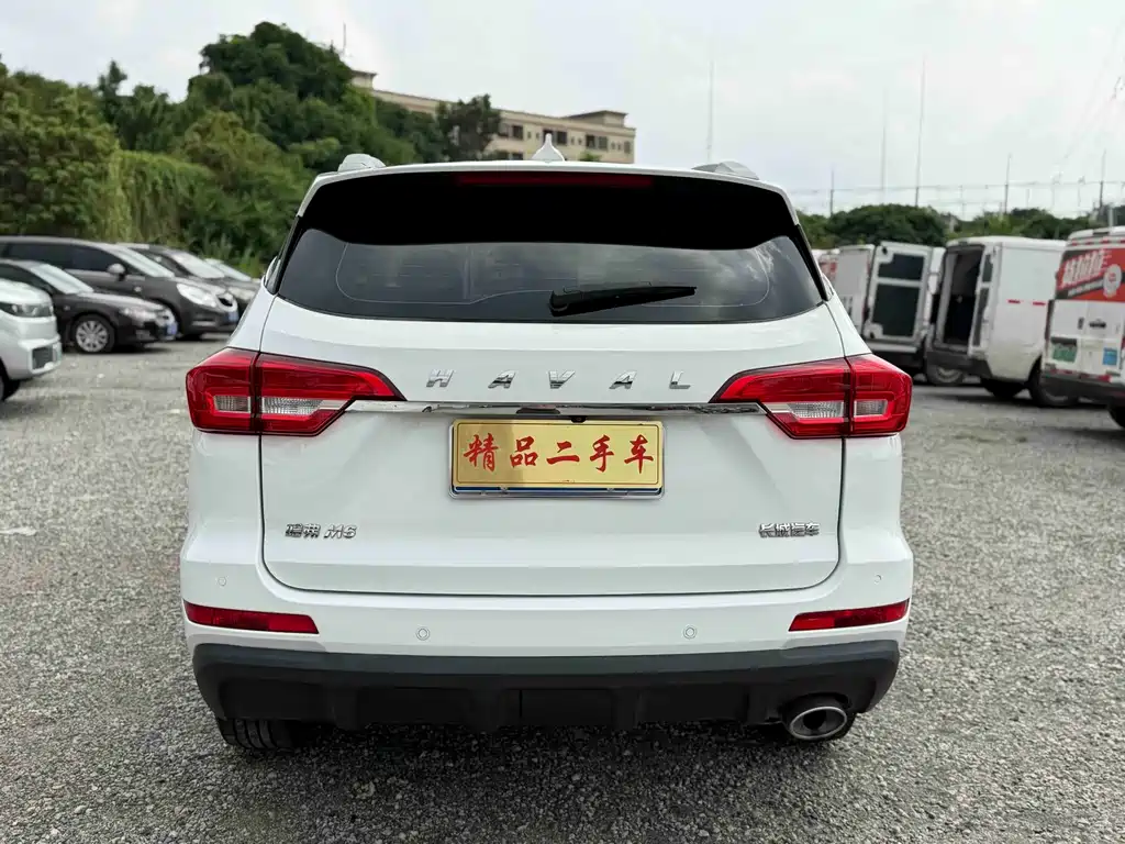 Haval M6 — фото 6
