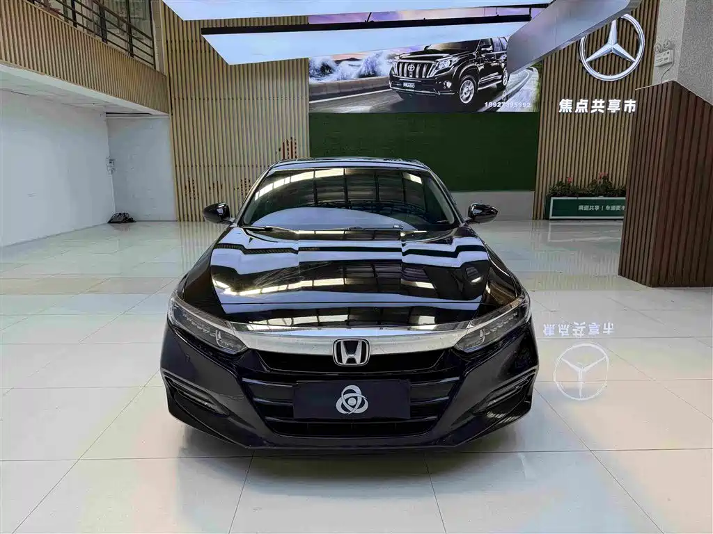 Honda Accord — фото 2