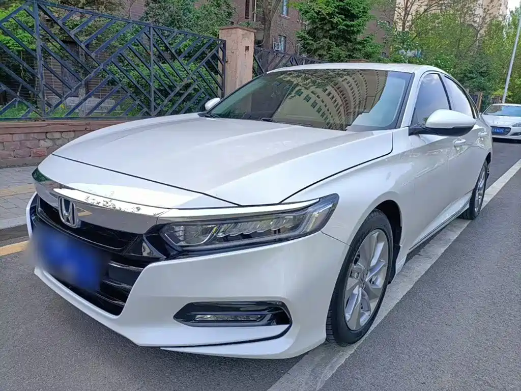 Honda Accord — фото 2