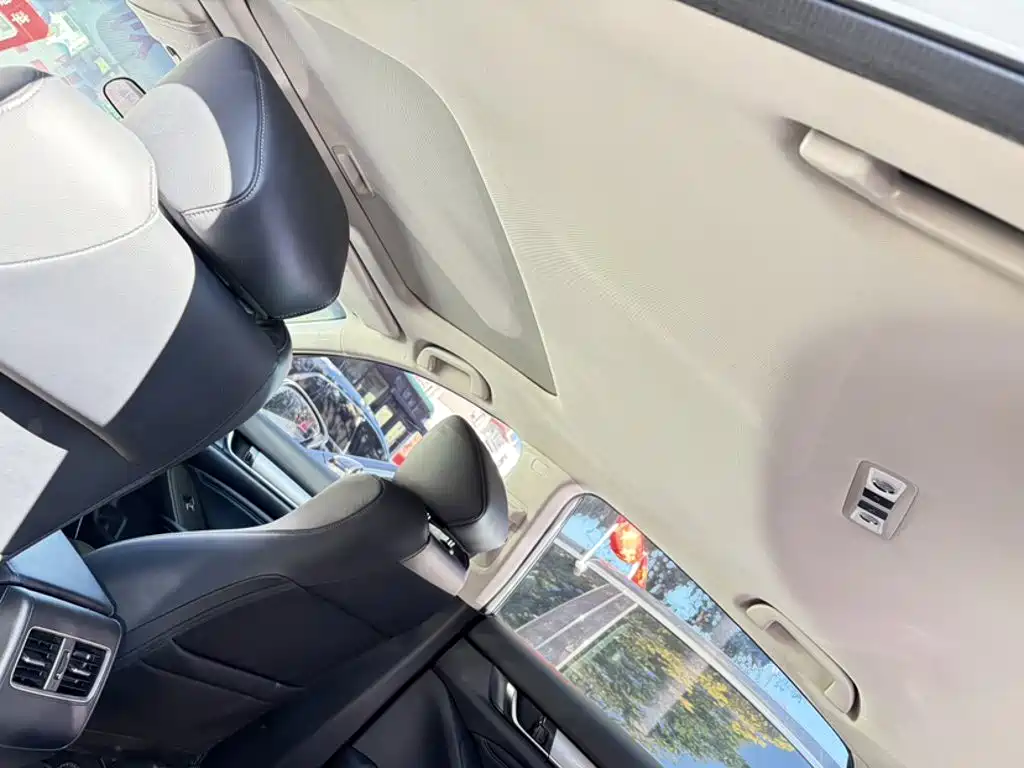 Honda Accord — фото 18