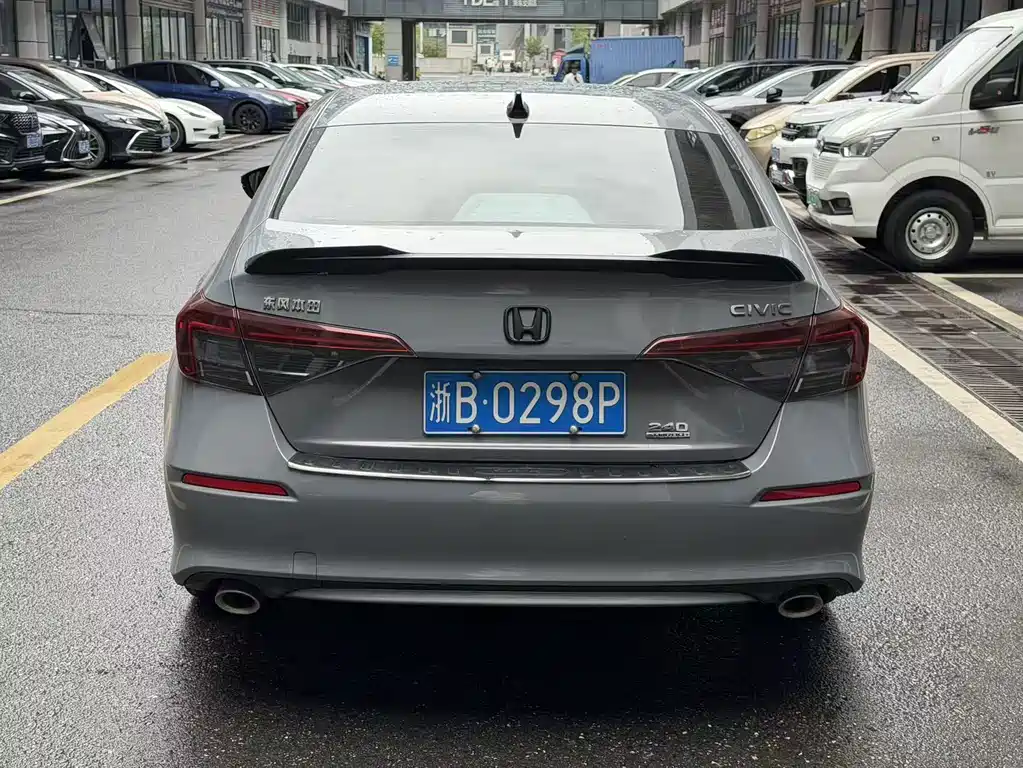 Honda Civic — фото 8