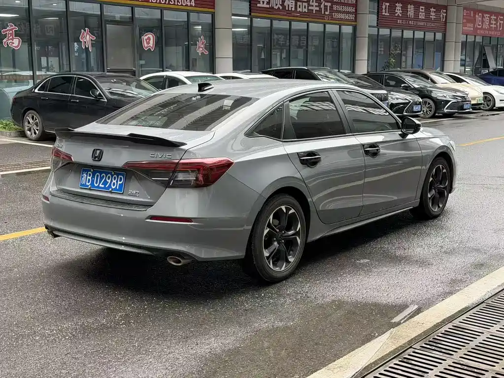 Honda Civic — фото 9