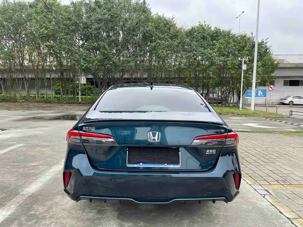 Honda Inspire — фото 8