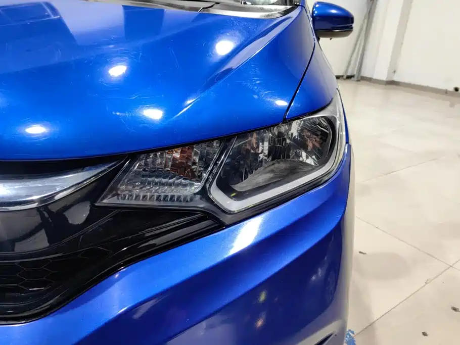 Honda Fit — фото 5