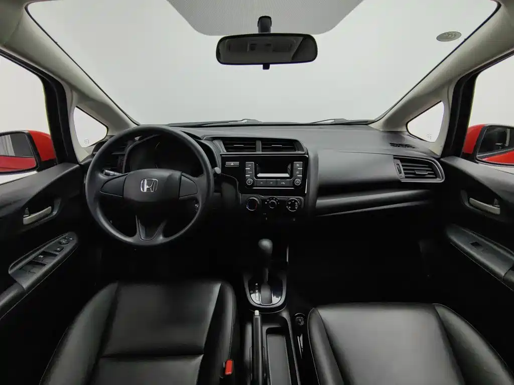 Honda Fit — фото 5