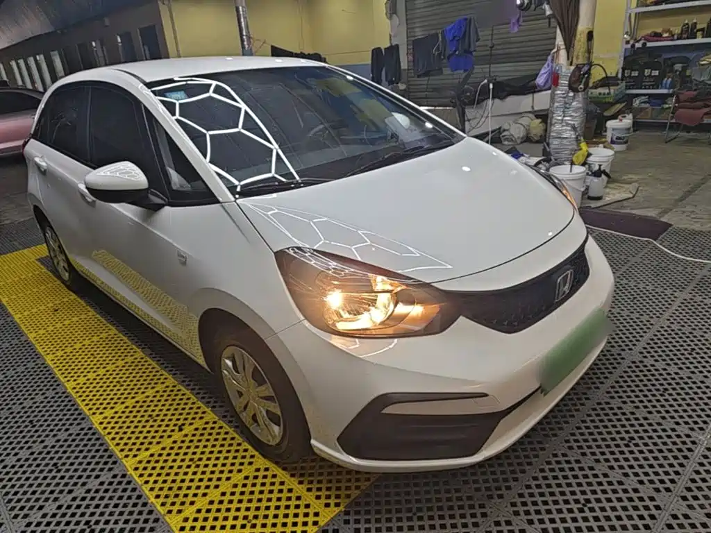 Honda Fit — фото 4