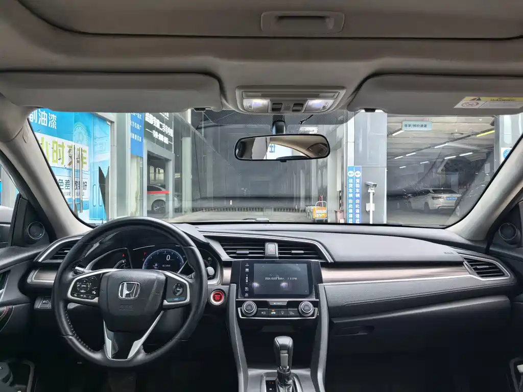 Honda Civic — фото 10