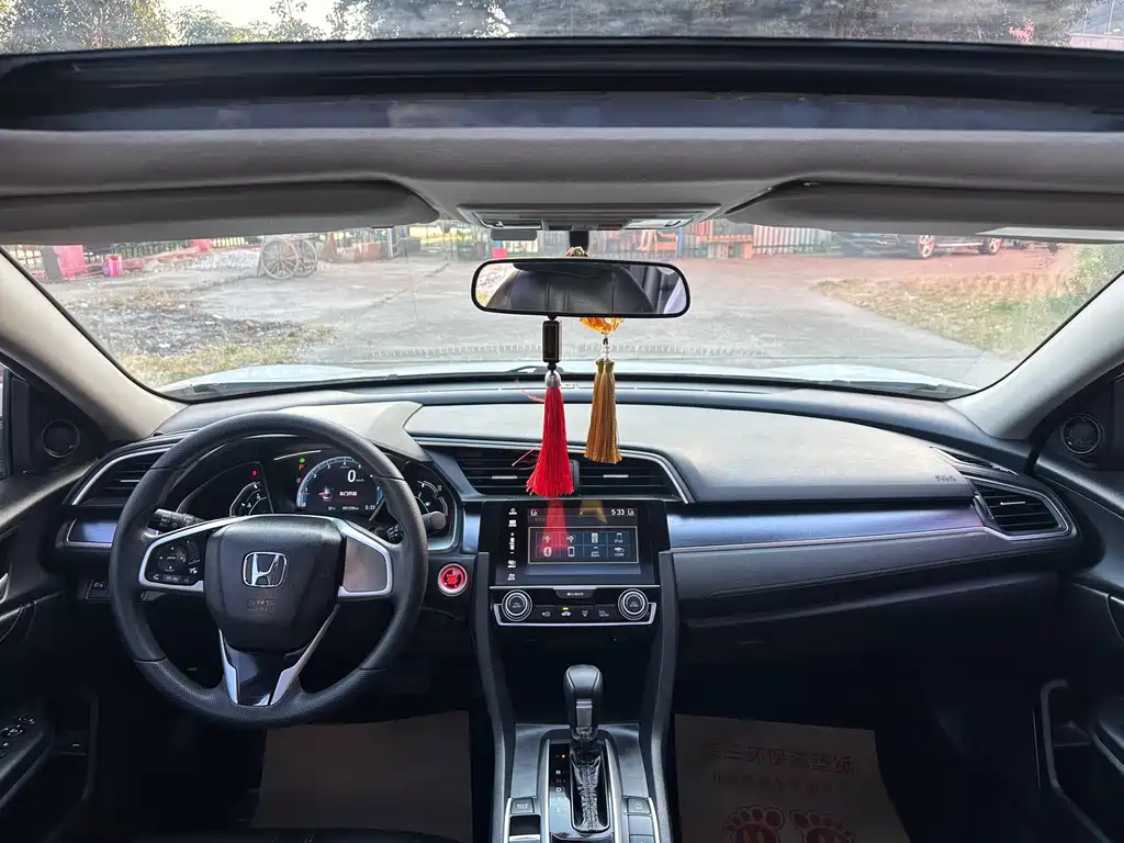 Honda Civic — фото 7