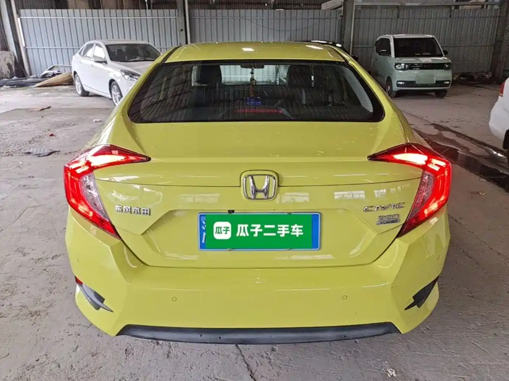 Honda Civic — фото 6