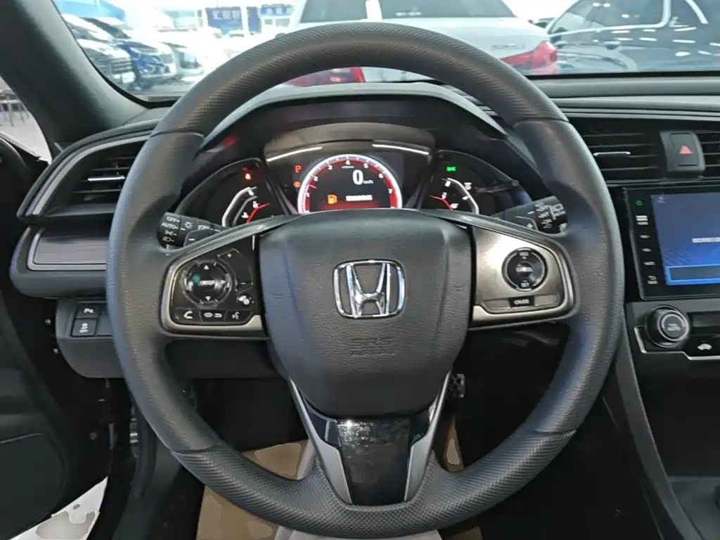 Honda Civic — фото 11