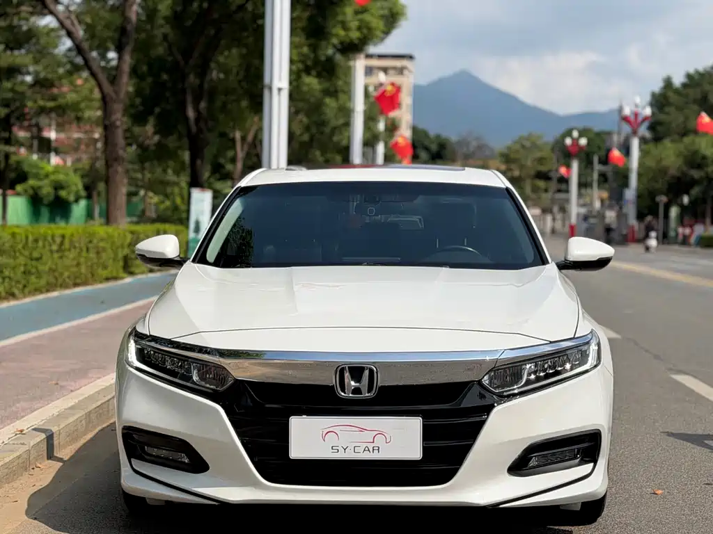 Honda Accord — фото 2