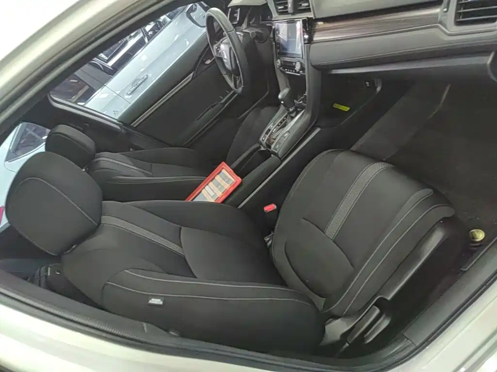 Honda Civic — фото 25