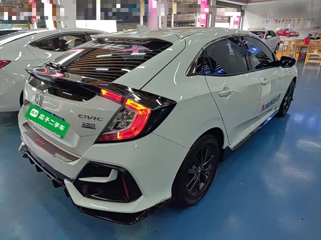Honda Civic — фото 7