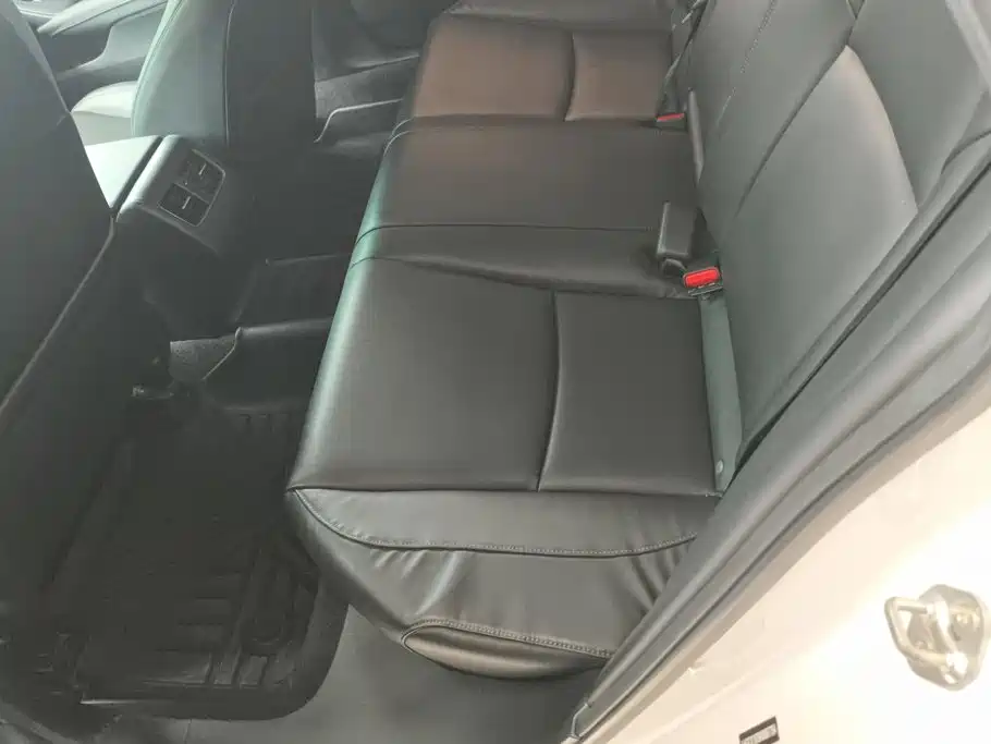 Honda Accord — фото 11