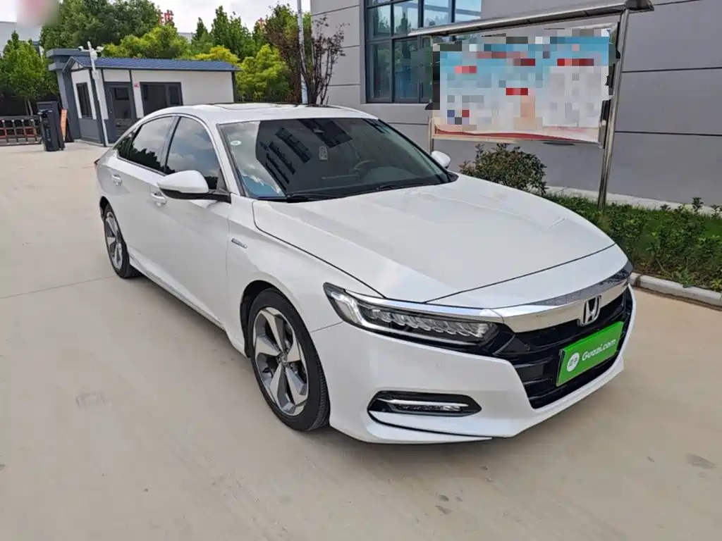 Honda Accord — фото 23