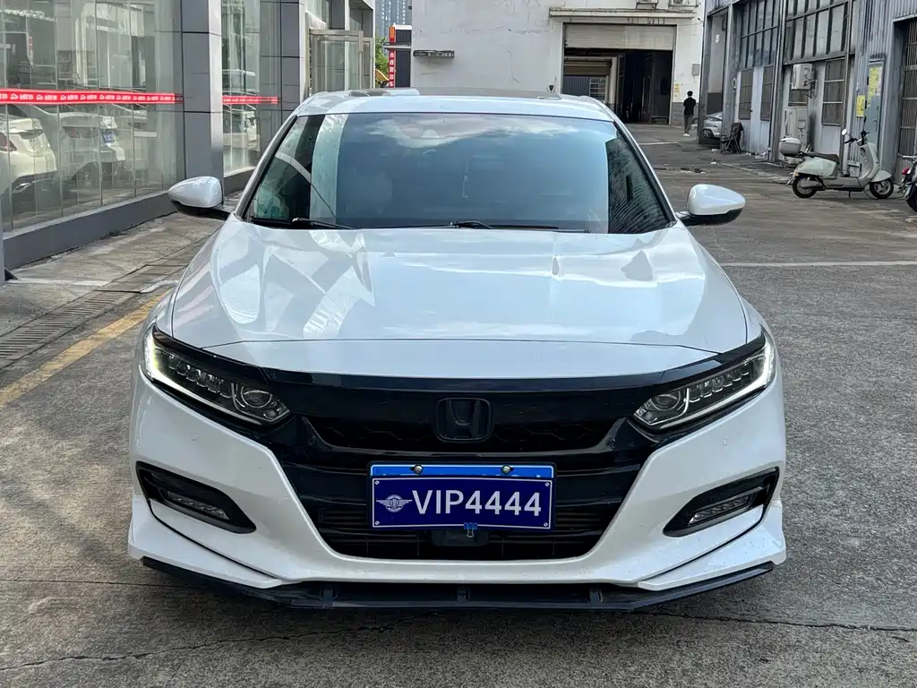 Honda Accord — фото 2