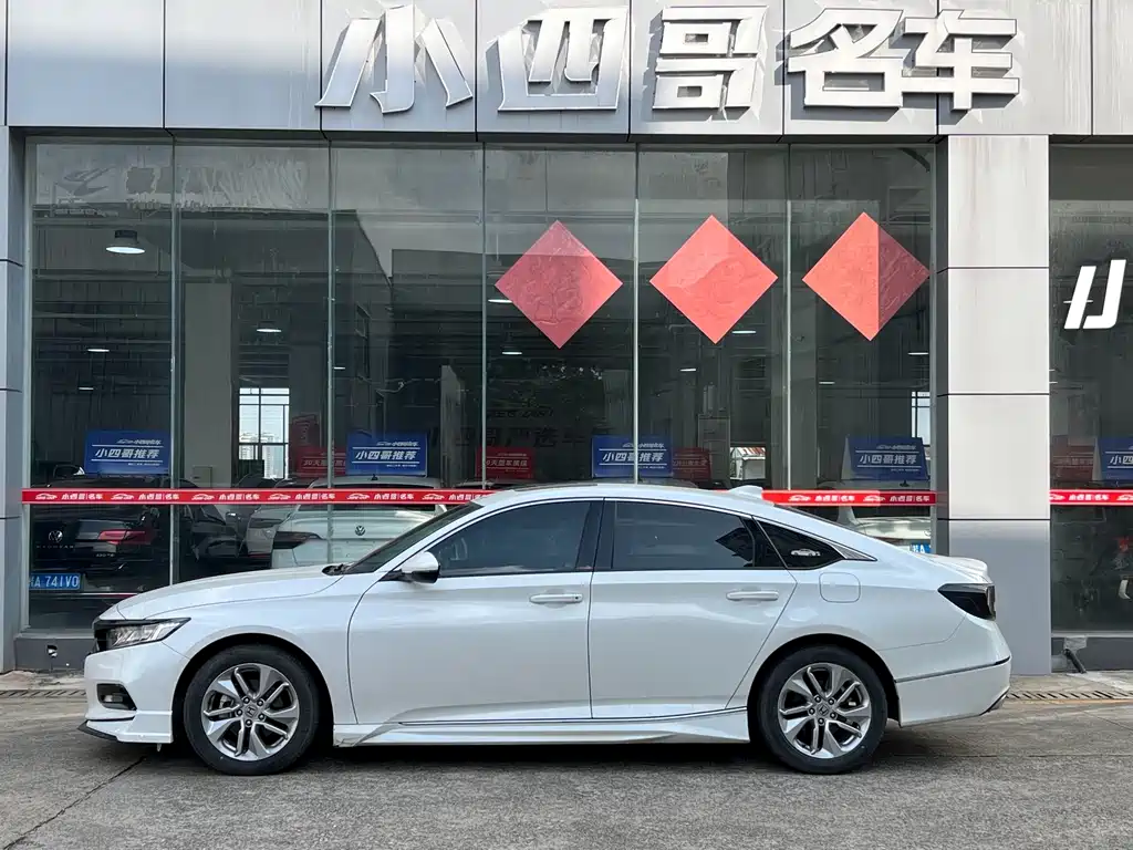 Honda Accord — фото 3
