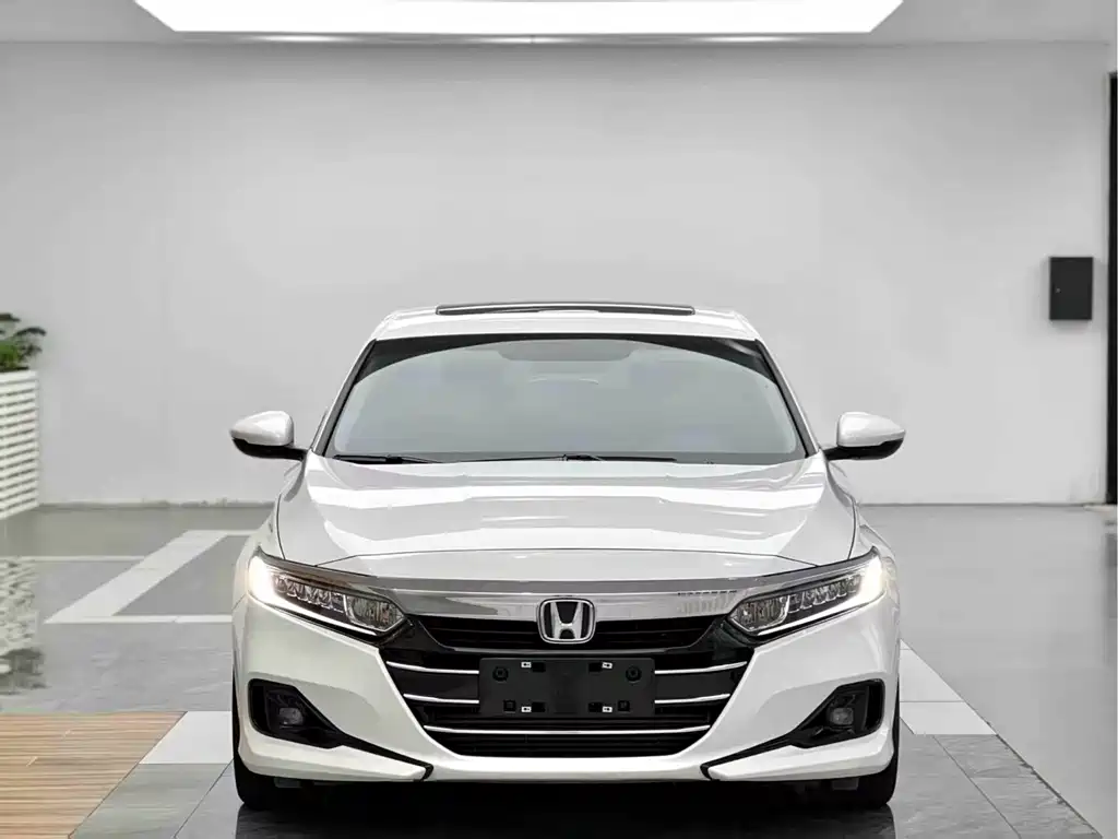 Honda Accord — фото 2