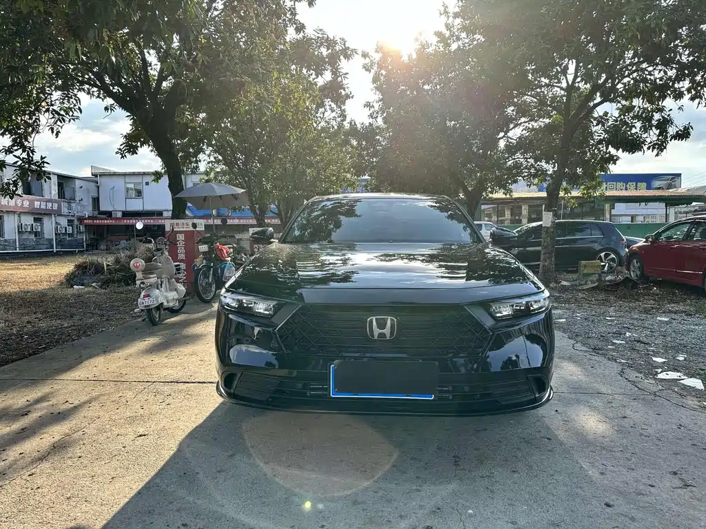 Honda Accord — фото 2