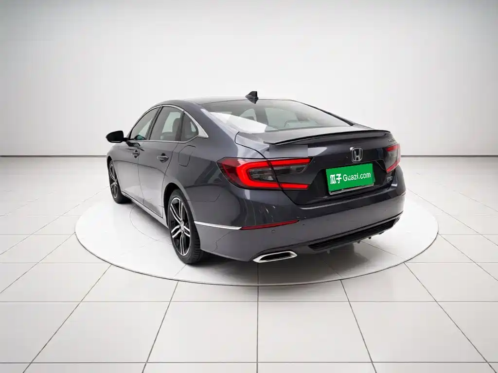 Honda Accord — фото 4