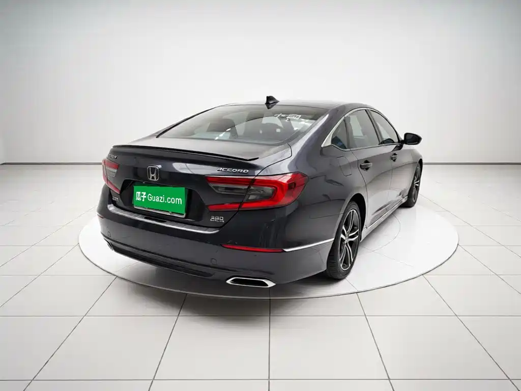 Honda Accord — фото 6