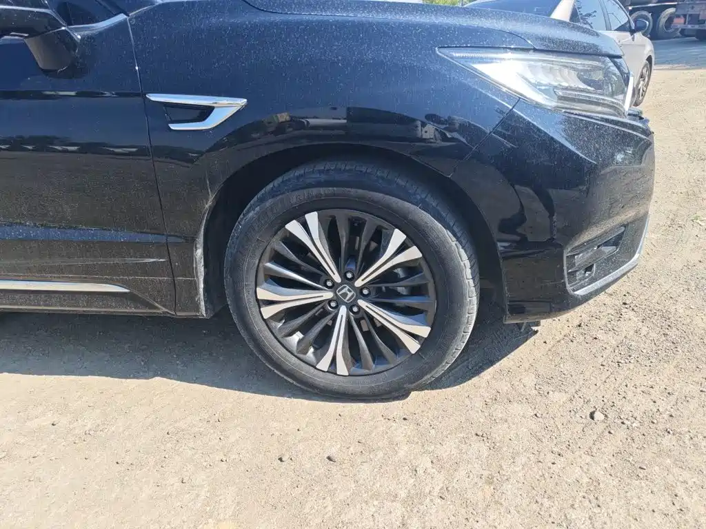 Honda UR-V — фото 8
