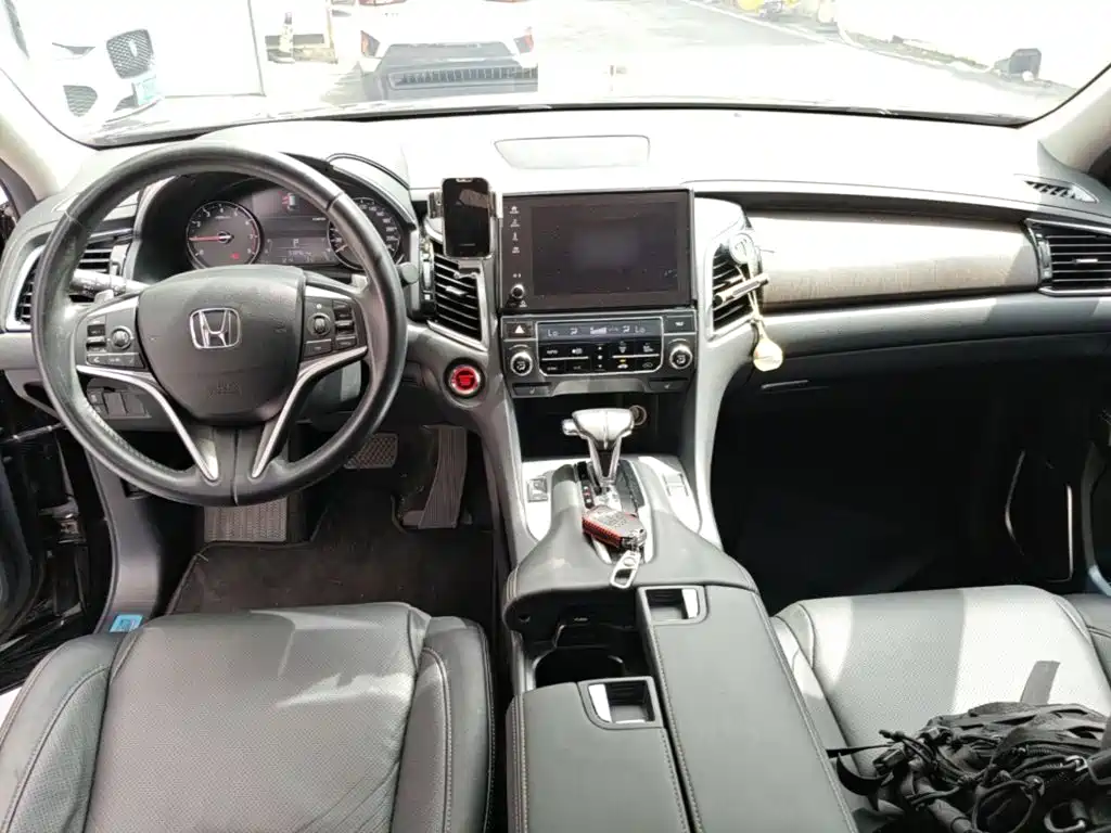 Honda Avancier — фото 10