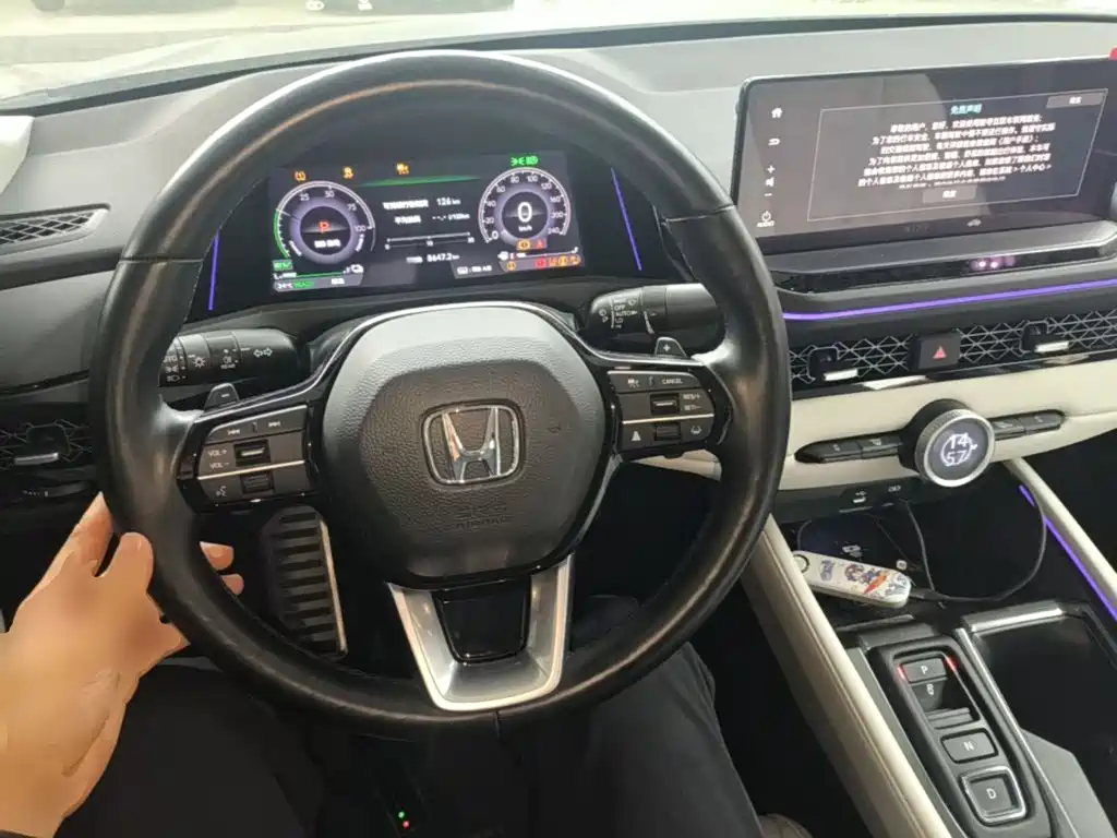 Honda Accord New Energy — фото 11