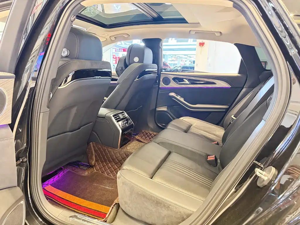 Hongqi Hongqi H9 — фото 10