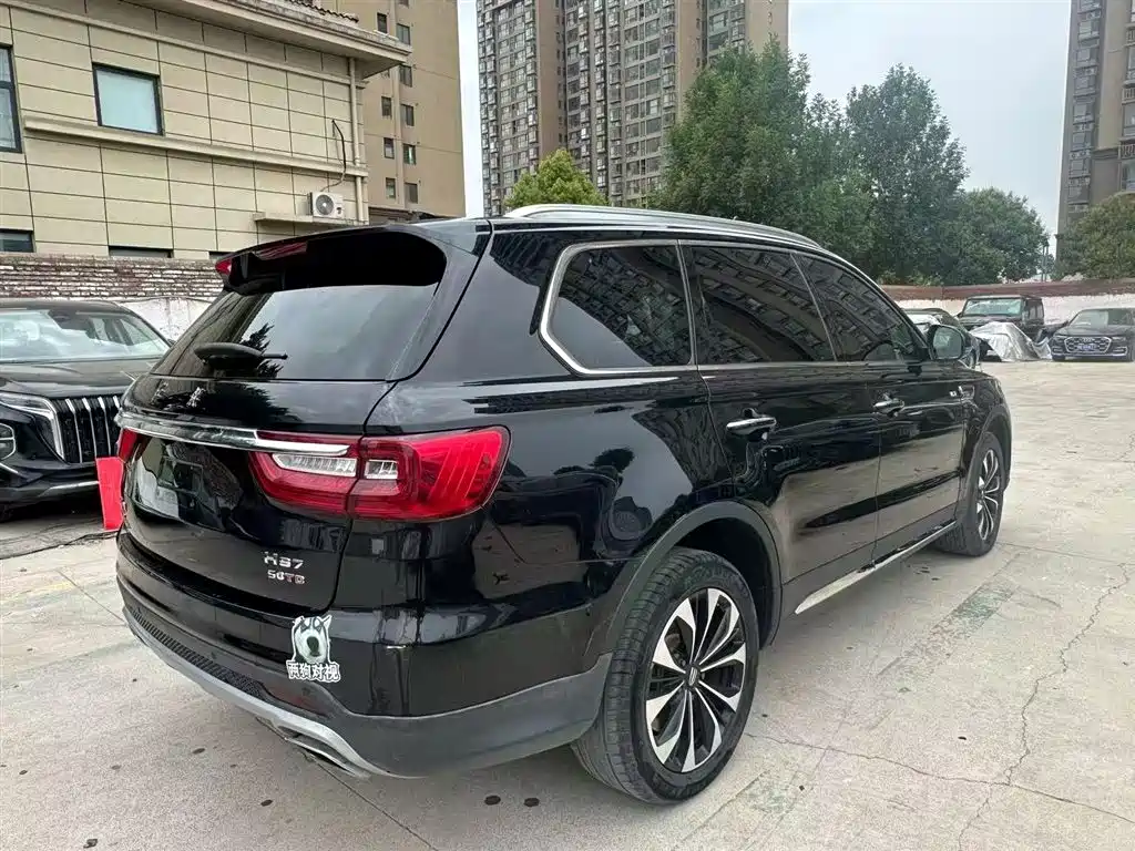 Hongqi Hongqi HS7 — фото 5