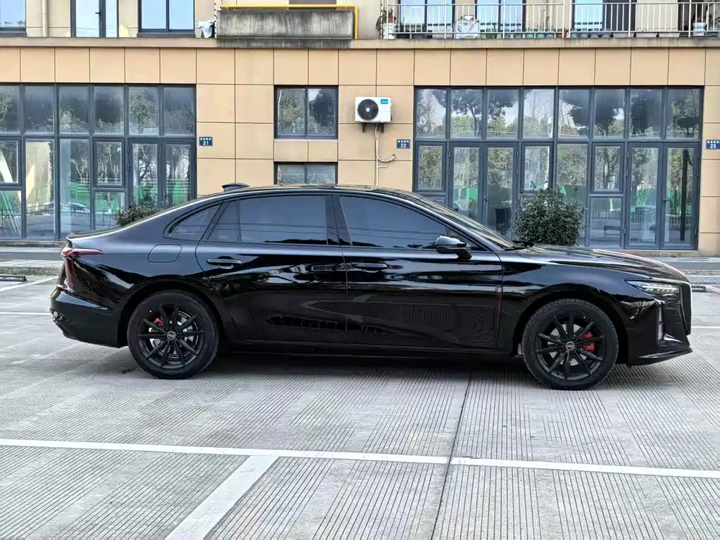 Hongqi Hongqi H5 — фото 3