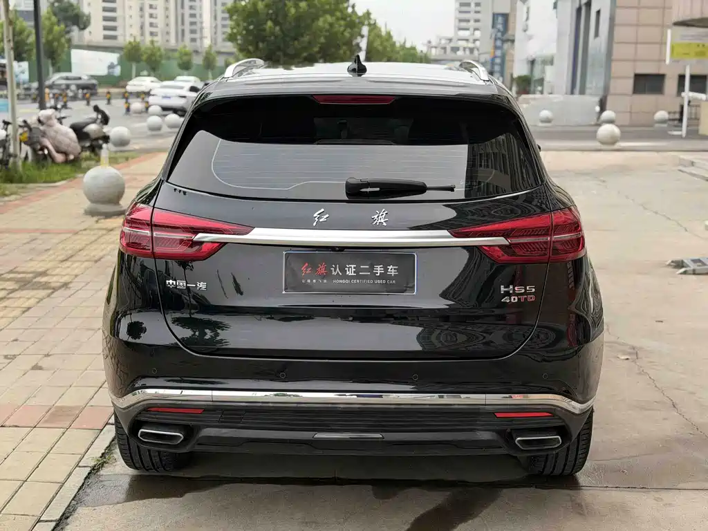Hongqi Hongqi HS5 — фото 4