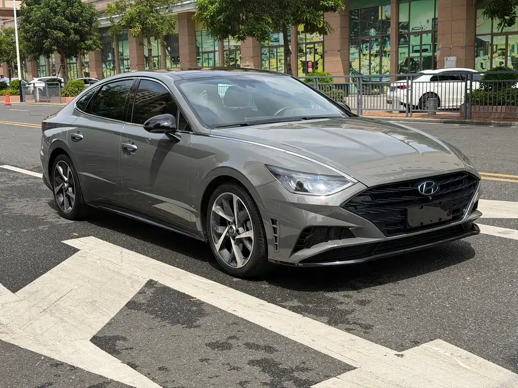 Hyundai Sonata — фото 3