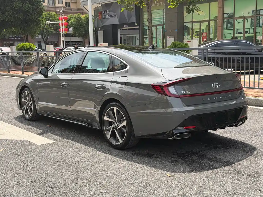 Hyundai Sonata — фото 6