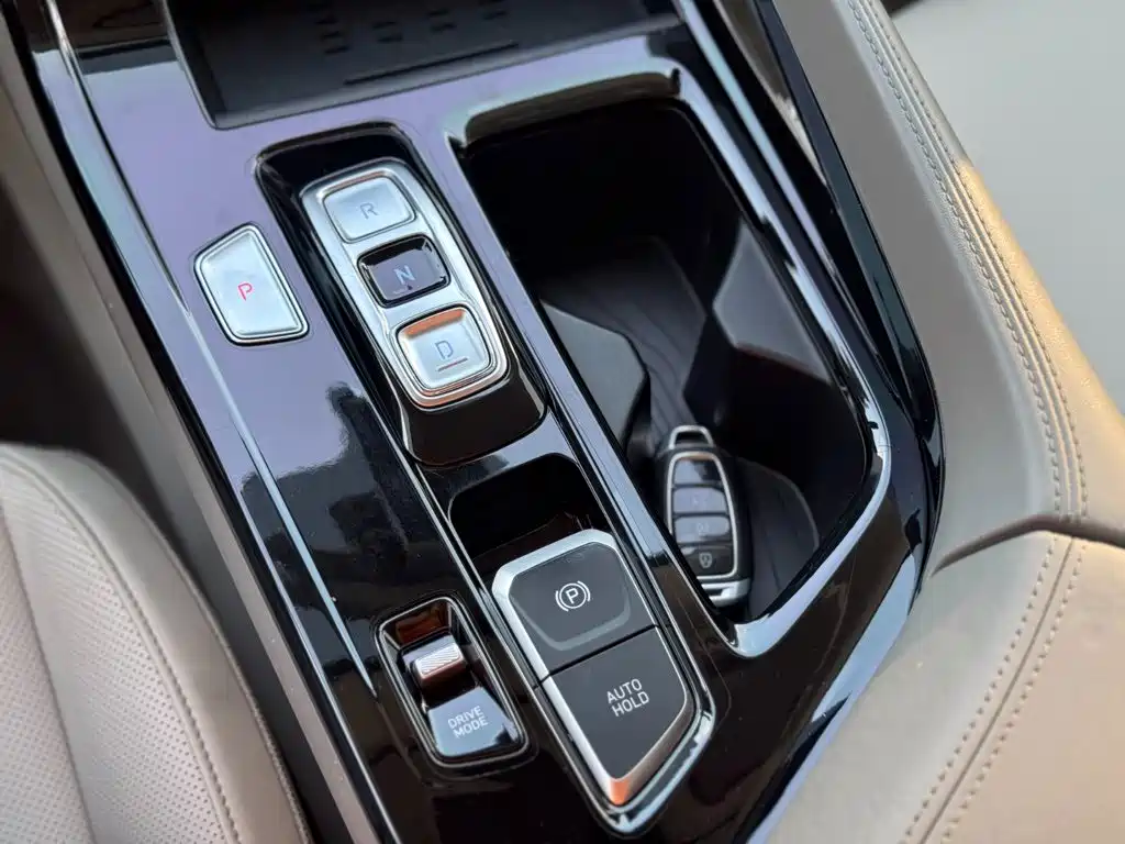 Hyundai Custo — фото 15