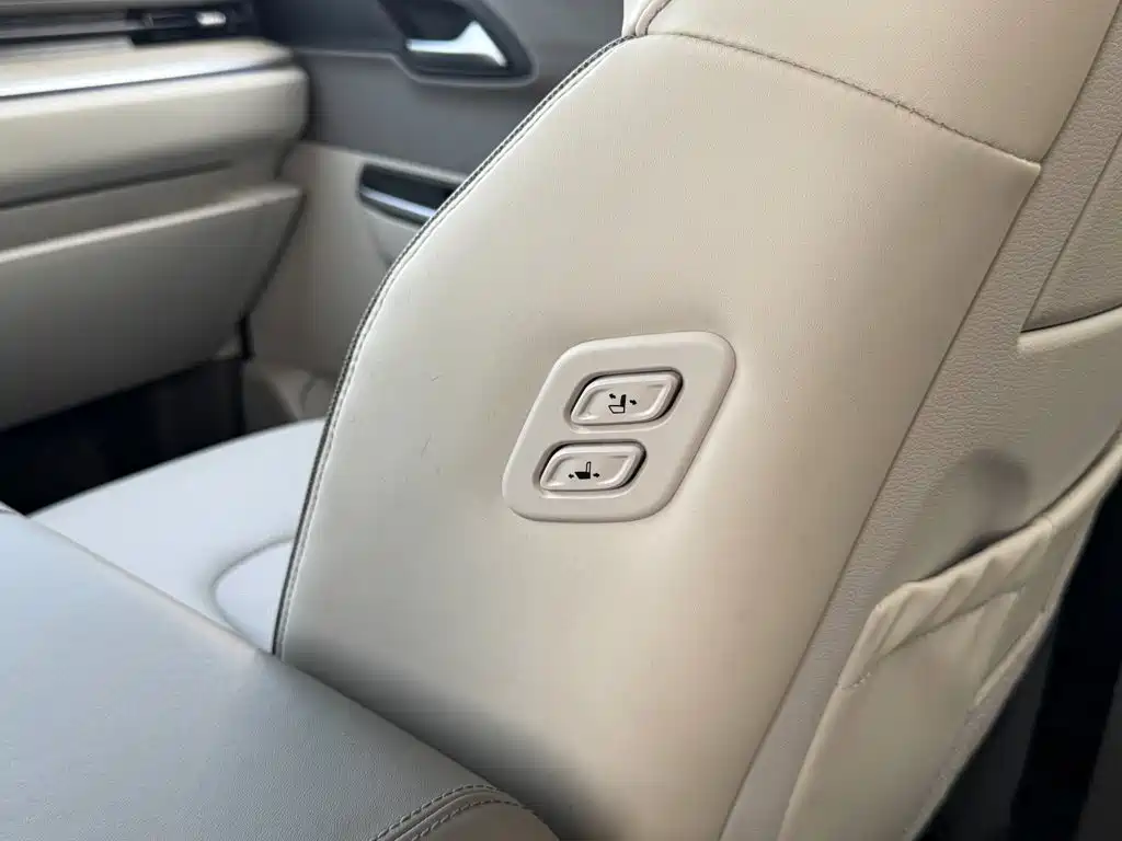 Hyundai Custo — фото 31