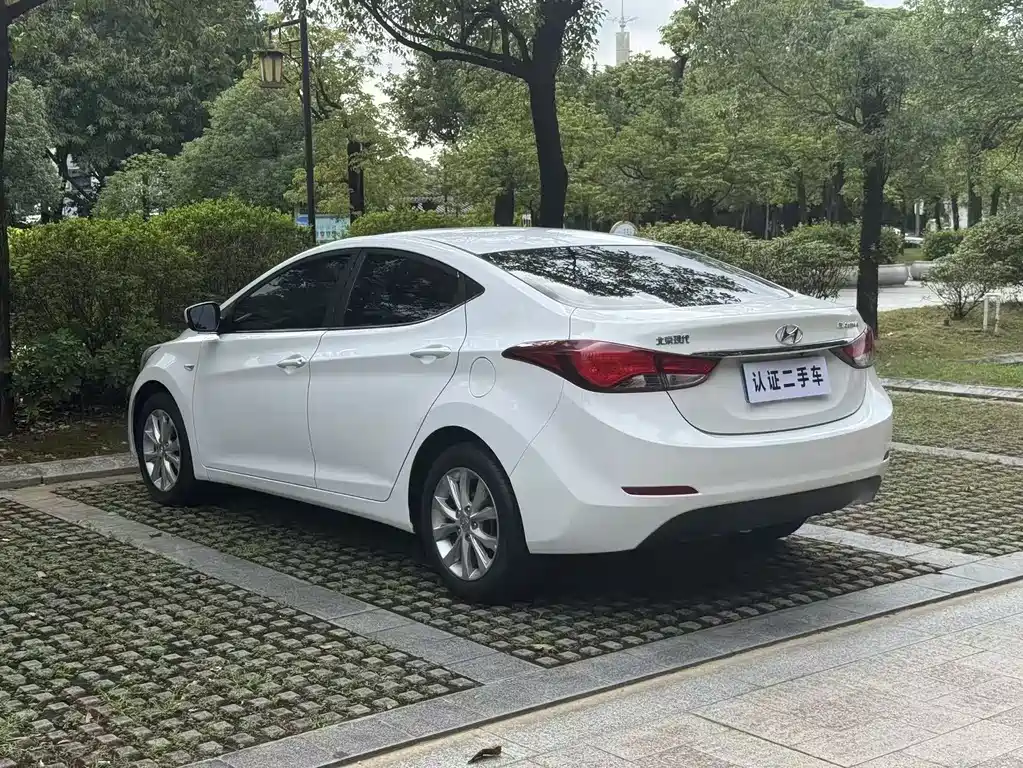 Hyundai Elantra Langdong — фото 9
