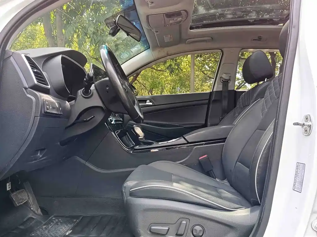 Hyundai Tucson — фото 4
